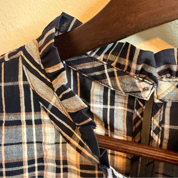 LOFT Navy and White Plaid Ruffle Sleeve Top - Picture 7 of 7